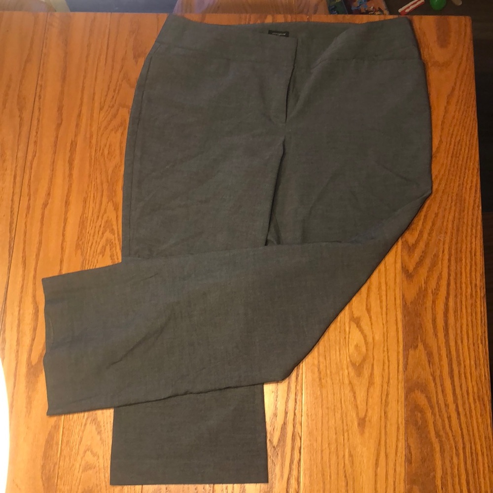Ann Taylor gray size 14 curvy women’s dress pants.